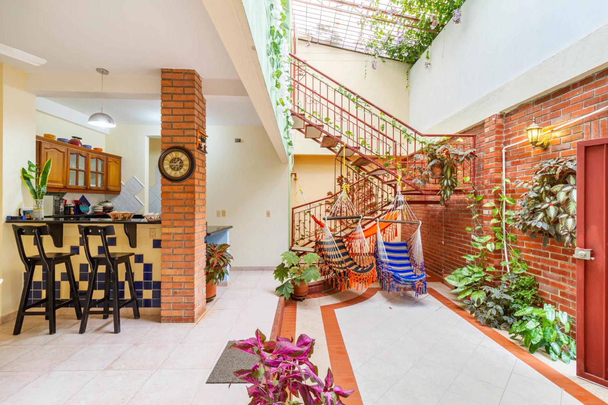 Hostal Cartagonova - Habitaciones Privadas Y Amplias Cerca A Zonas Turisticas Cartagena Luaran gambar