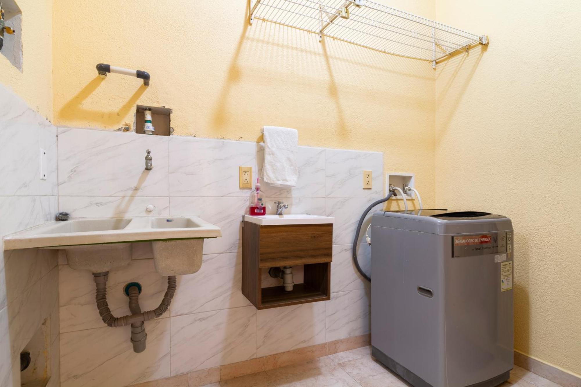 Hostal Cartagonova - Habitaciones Privadas Y Amplias Cerca A Zonas Turisticas Cartagena Luaran gambar